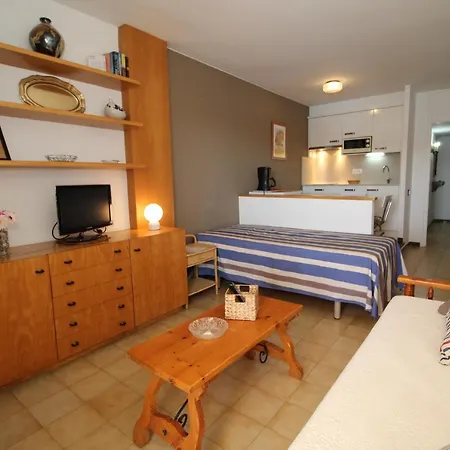 Port Escala